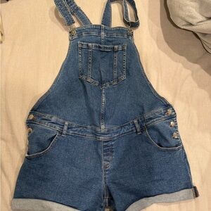 Maternity Overalls Shorts -Ingrid & Isabel